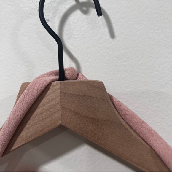 Nookie - NWT - ATHENA OFF SHOULDER
MIDI Blush Pink Size small - Picture 10 of 11